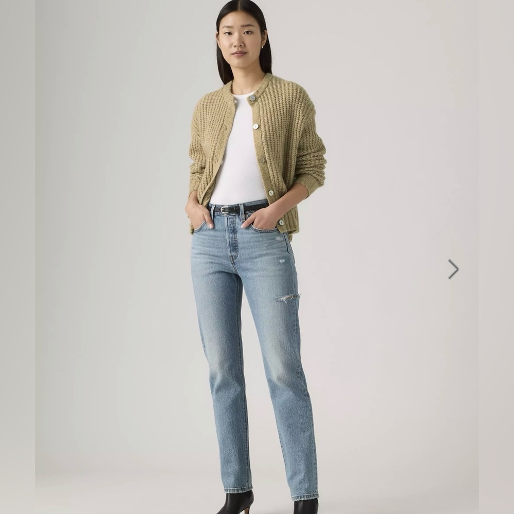 Levi’s 501 High Rise Straight Leg Size 25x30 NWT